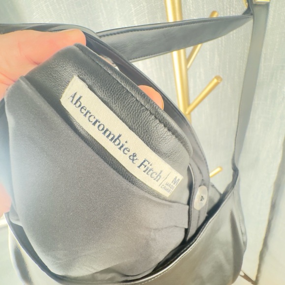 Abercrombie & Fitch Black Convertible faux leather Fitted Bustier Tank medium - Picture 7 of 11